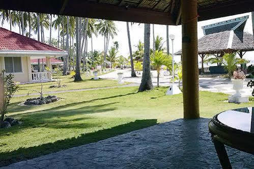 Whispering Palms Island Resort Bacolod Esterno foto